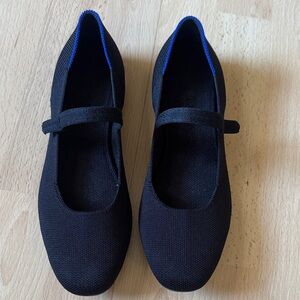 Rothy’s Mary Jane’s size 9